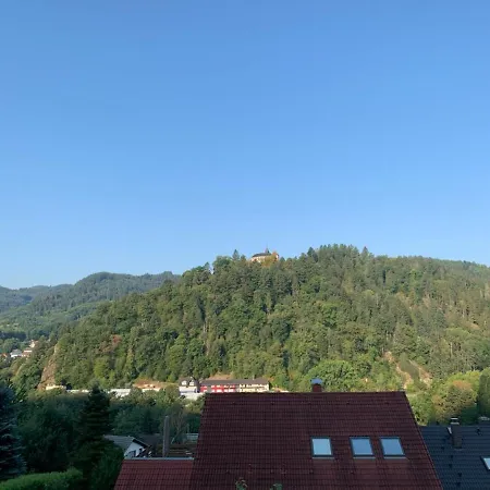 Schlossblickwohnung Schiel * Gernsbach