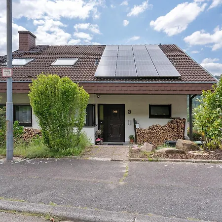 Schlossblickwohnung Schiel Apartamento *