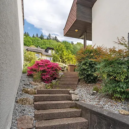 Schlossblickwohnung Schiel * Gernsbach